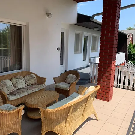 Gold Ribbon Family House Heviz