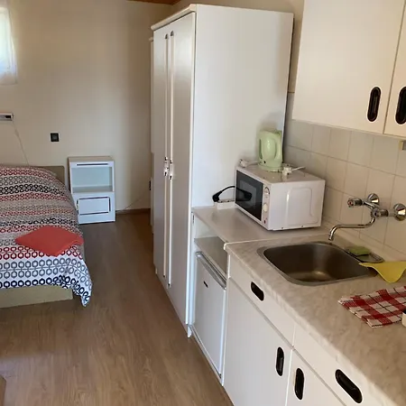 Gold Ribbon Family House Heviz