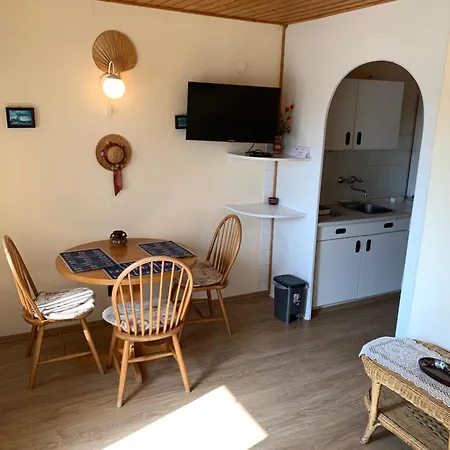 Affittacamere Gold Ribbon Family House 3*